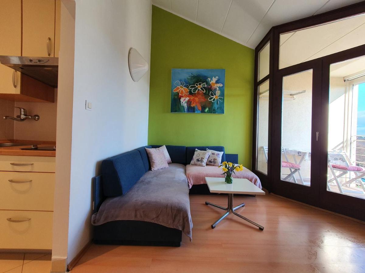 Janja Apartment Новиград Екстериор снимка